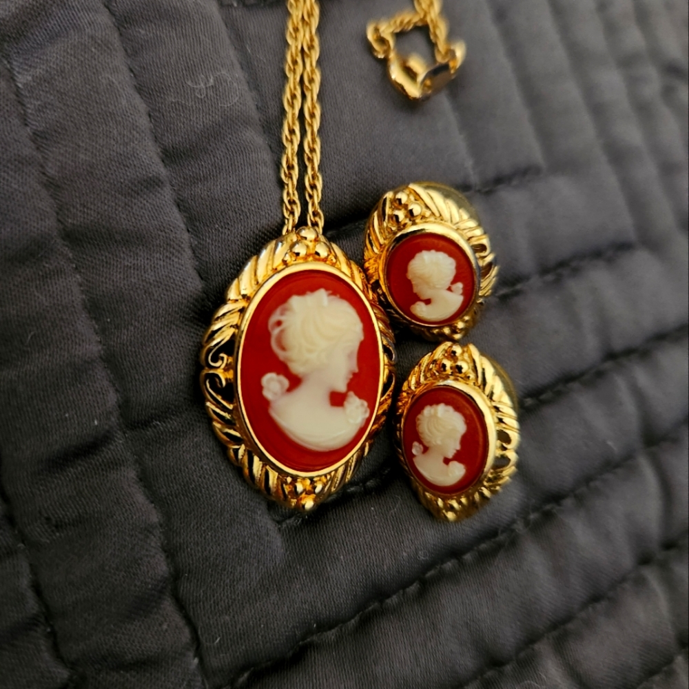 Cameo earring and necklace but trifari pierced earrings